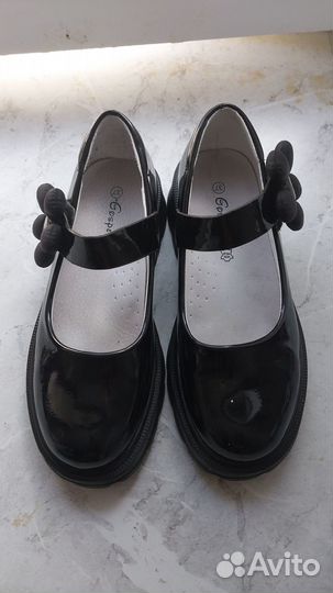 Туфли для девочки черные лаковые 37 размер