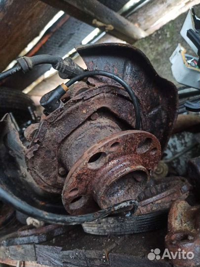 Продам коробку бмв 730 Е32