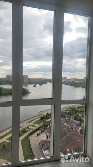 Мойка окон, мытьё окон, робот для мойки окон