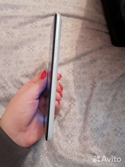 Телефон