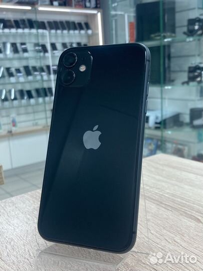 iPhone 11, 64 ГБ