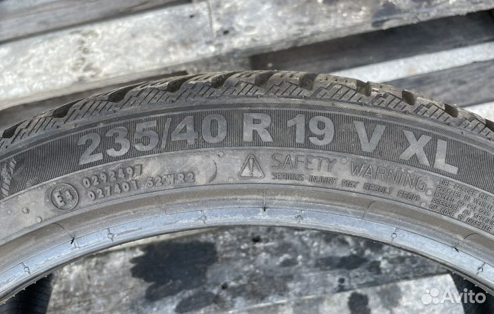 Semperit Speed Grip 3 235/40 R19