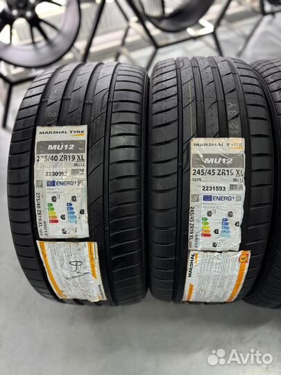 Marshal MU12 245/45 R19 и 275/40 R19 102Y