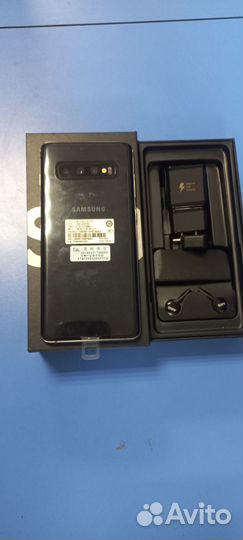 Samsung Galaxy S10+, 8/128 ГБ