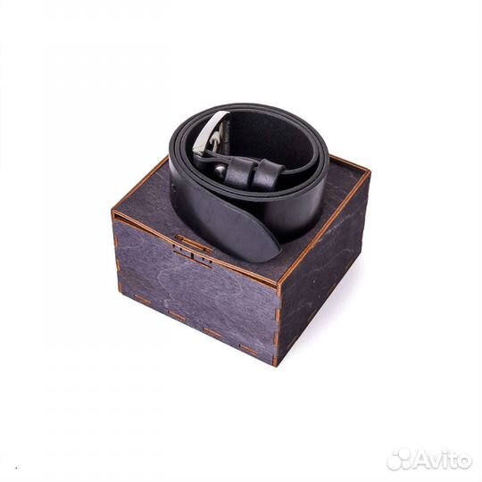 Мужской кожаный ремень ручной работы