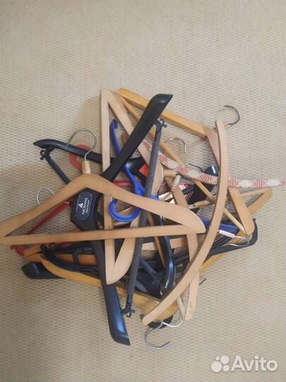 Вешалка для одежды бу