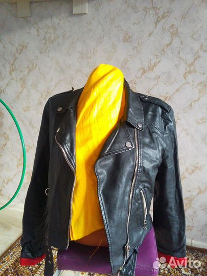 Кожаная куртка косуха женская