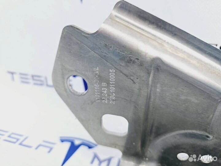 Усилитель переднего бампера нижний Tesla Model 3