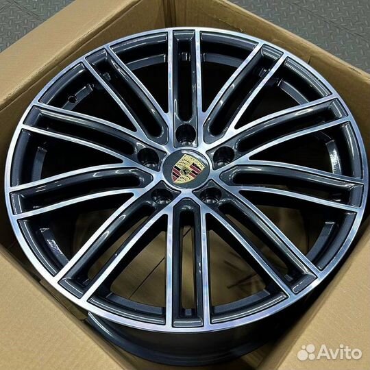 Зимние колеса на Porsche Panamera R20