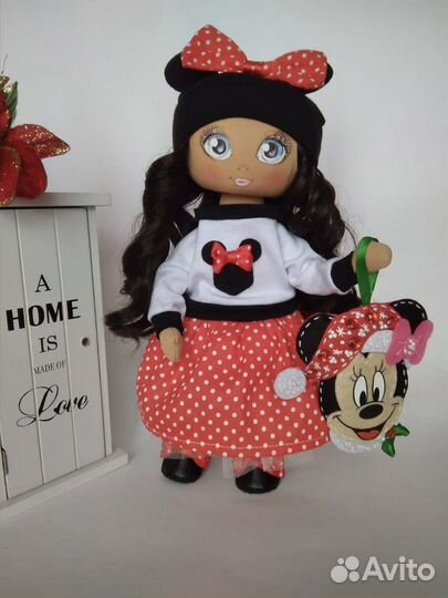 Кукла для подарка