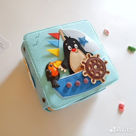 Развивающая книжка из фетра