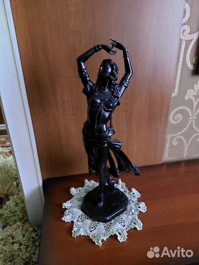 Статуэтки Каслинского литья