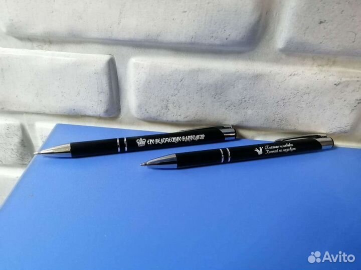 Ручка с гравировкой, шариковая писательница