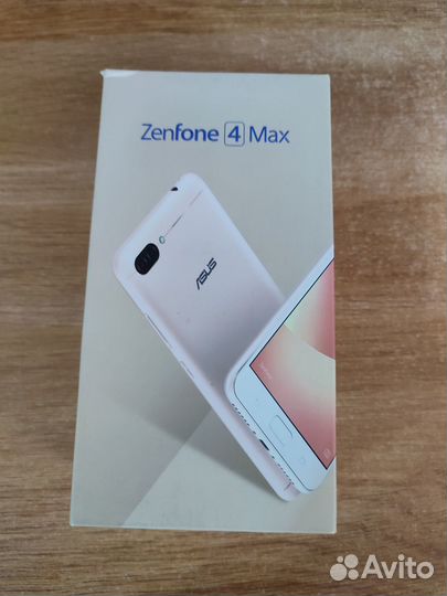 Смартфон Asus zenfone 4 max