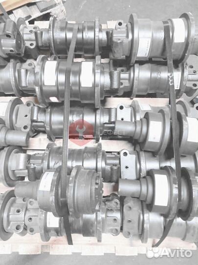 Каток поддерживающий CAT 324DL 57704918