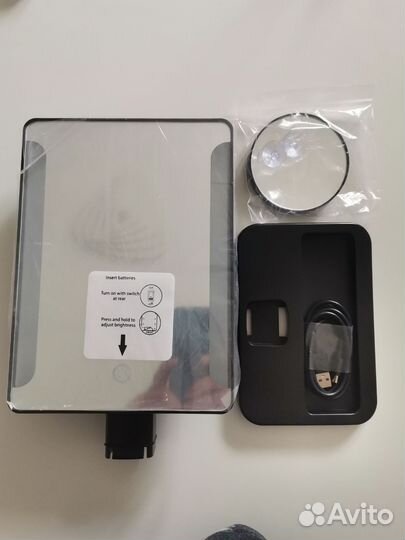 Зеркало с подсветкой для макияжа