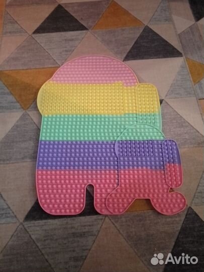 Самый большой поп ит