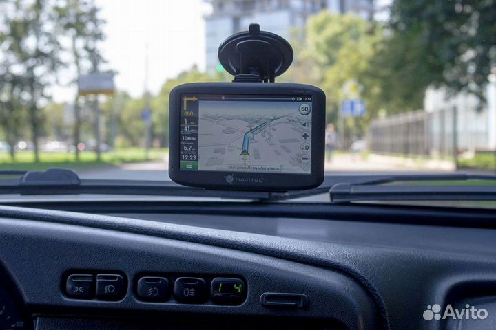 GPS глонасс трекер для мониторинга автомобилей