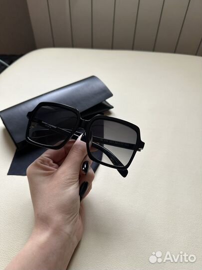 Солнцезащитные очки Saint laurent оригинал
