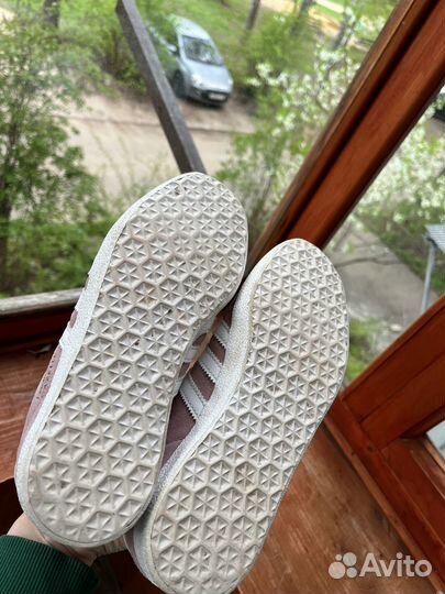 Кроссовки женские Adidas Gazelle OG W 37 размер