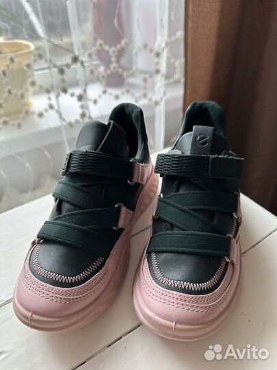 Кроссовки детские ecco 28