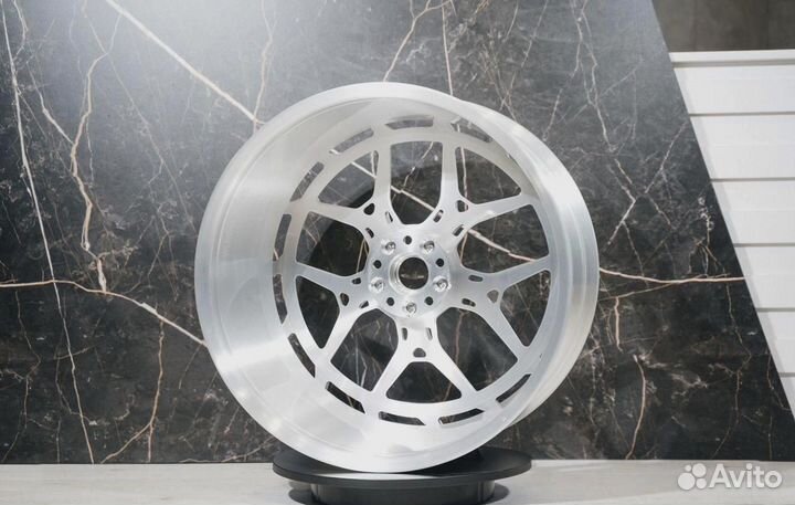 Кованые диски R22
