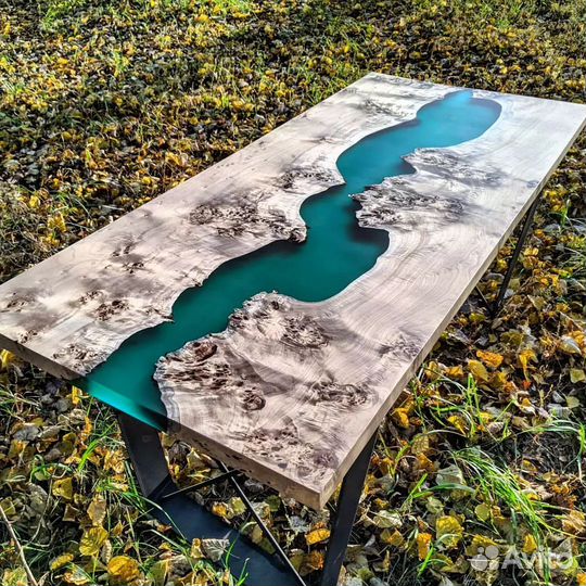 Стол в стиле лофт из массива