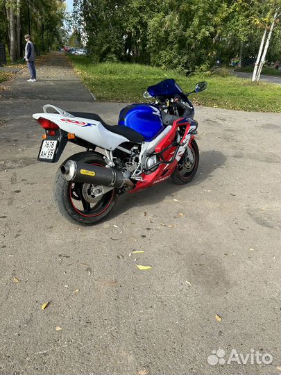 Продам honda 600f4