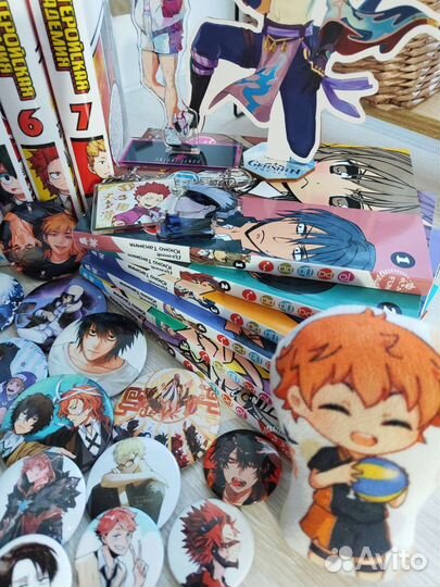 Аниме стафф Манга, статуэтки, значки, игрушка