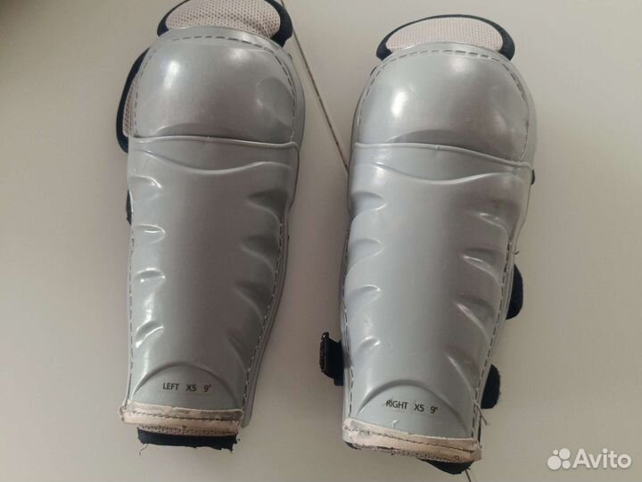 Хоккейные наколенники детские