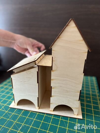 Самосборный домик из фанеры