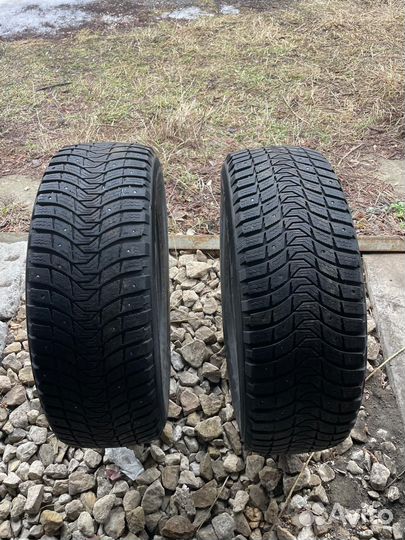 Michelin X-Ice North 3 215/65 R16