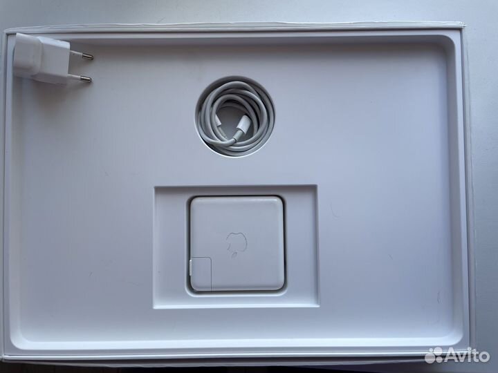 Apple MacBook Pro 15 Touch Bar Mid 2018 512 гб