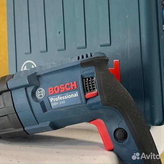 Перфоратор Bosch GBH 240