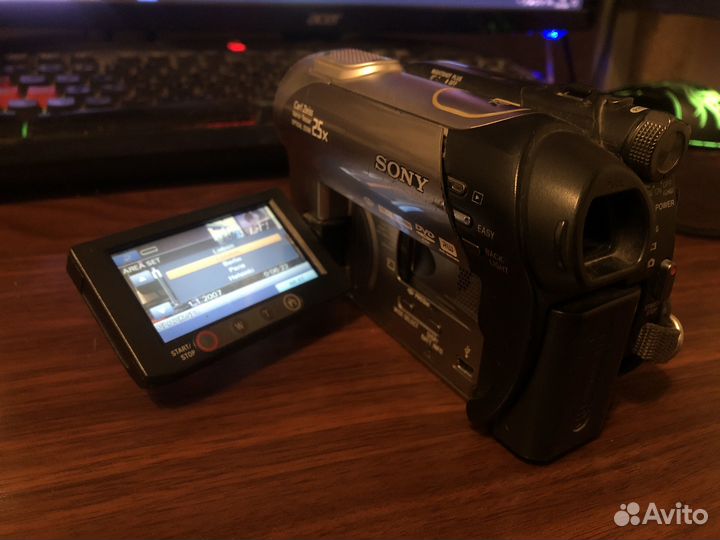 Цифровая видеокамера Sony DCR-DVD 308