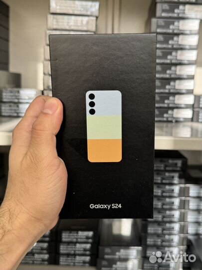 Samsung Galaxy S24, 8/128 ГБ
