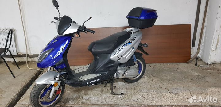 Скутер stels tactic 50