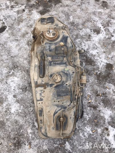 Бензобак Geely Emgrand x7