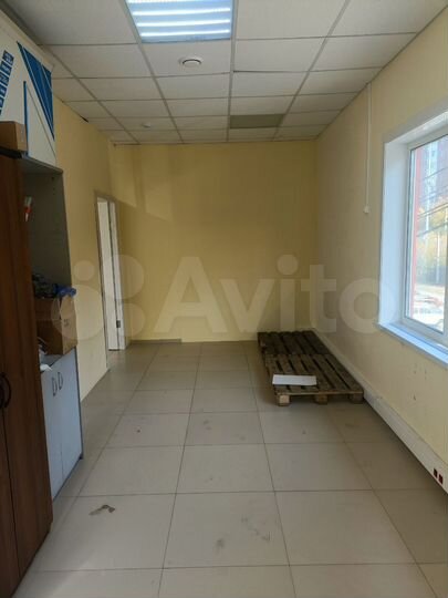 Торговая площадь, 79.7 м²