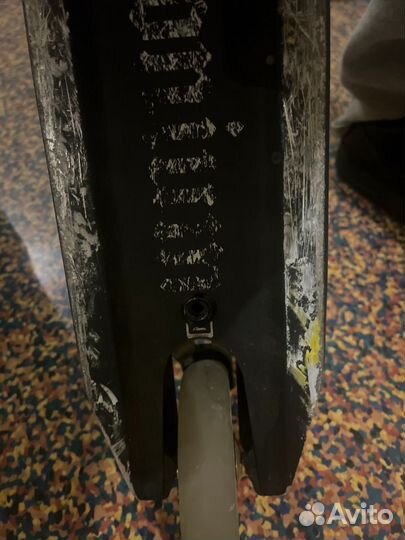 Трюковой самокат кастом в парк