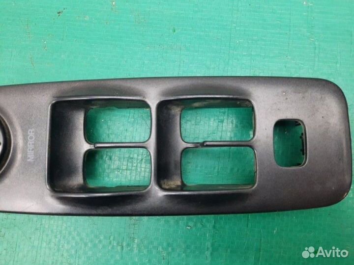 Блок управления зеркалами Hyundai Elantra Xd седан