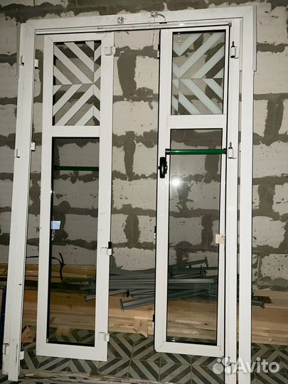Алюминиевые двери Б/У