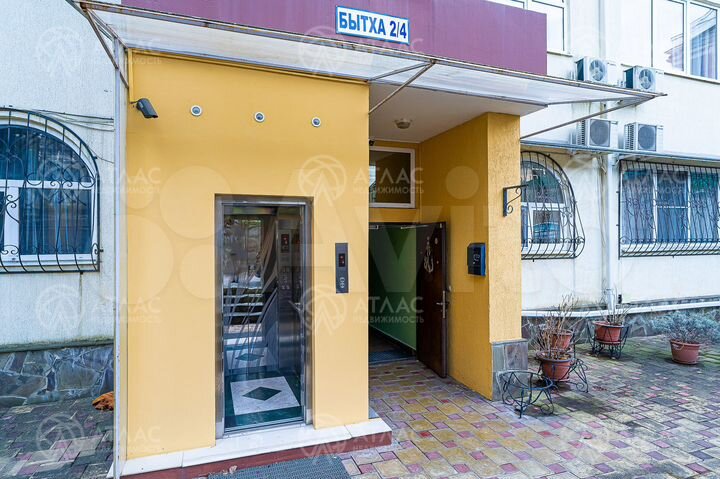 4-к. квартира, 220 м², 5/6 эт.