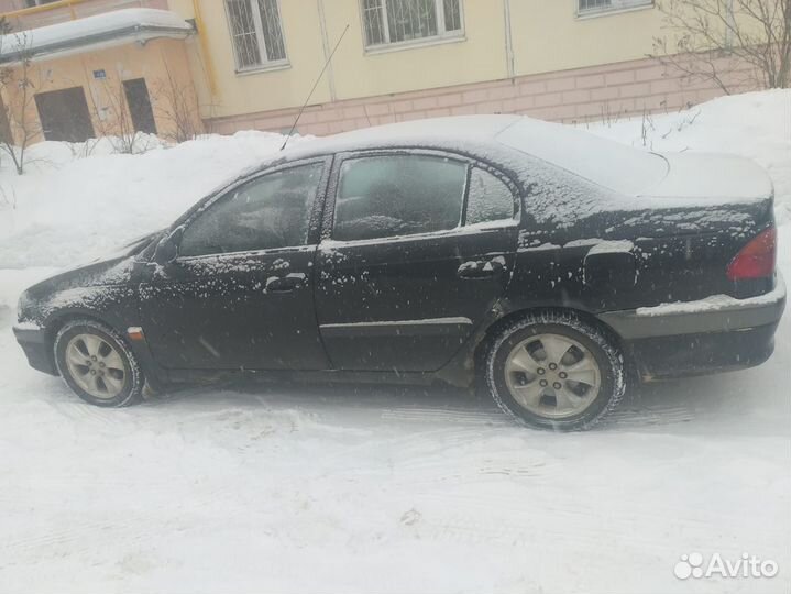 Toyota Avensis 1.6 МТ, 1999, 230 000 км