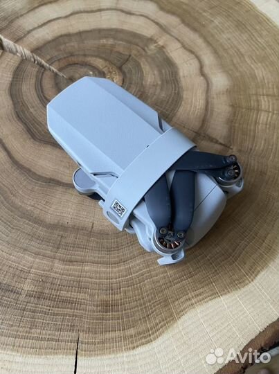 Квадрокоптер DJI Mini 2 Fly More Combo