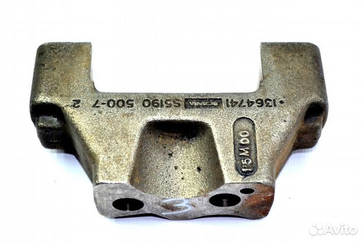 Кронштейн вала коромысла scania 4-series 124 (01.9