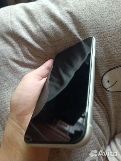 iPhone Xr, 128 ГБ