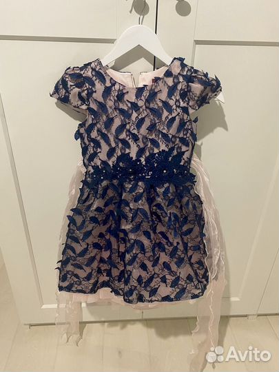 Нарядное платье для девочки 6-7 лет