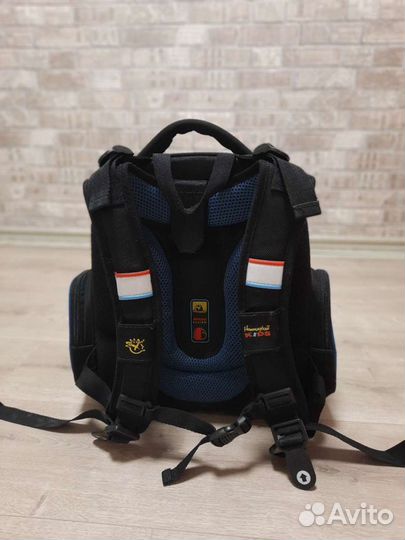 Рюкзак школьный Hummingbird