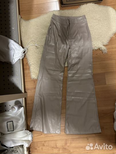 Штаны из экокожи